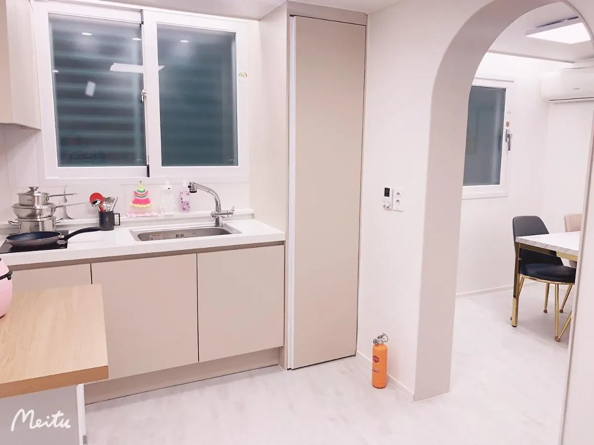New Hongdae Apartment 서울특별시