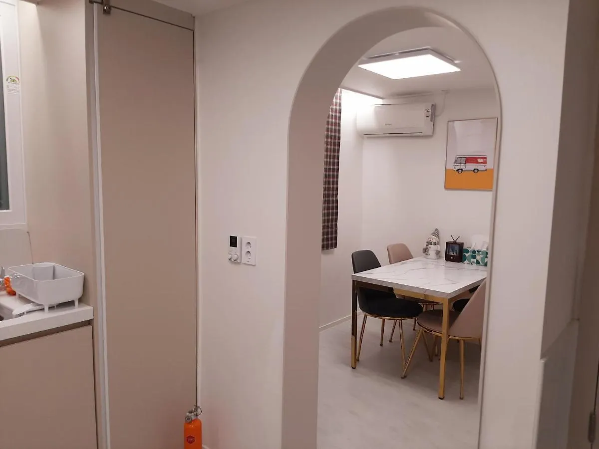 New Hongdae Apartment 서울특별시